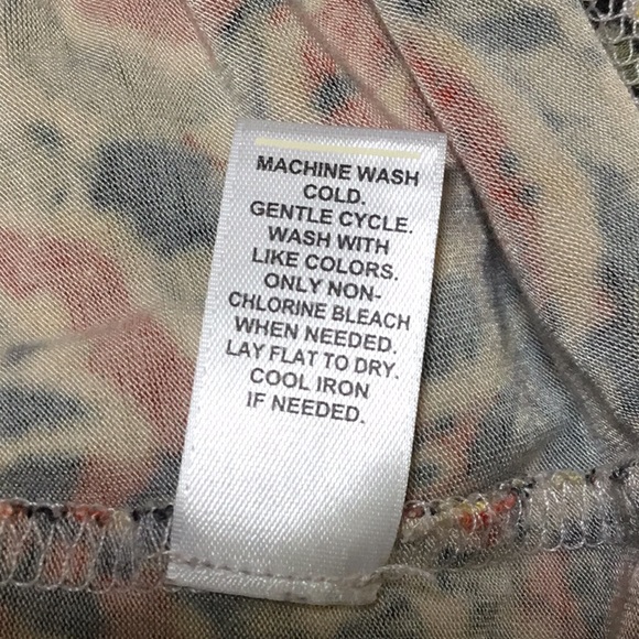 Cato Sleeveless Drape Neck Top - 14/16W - Picture 6 of 7